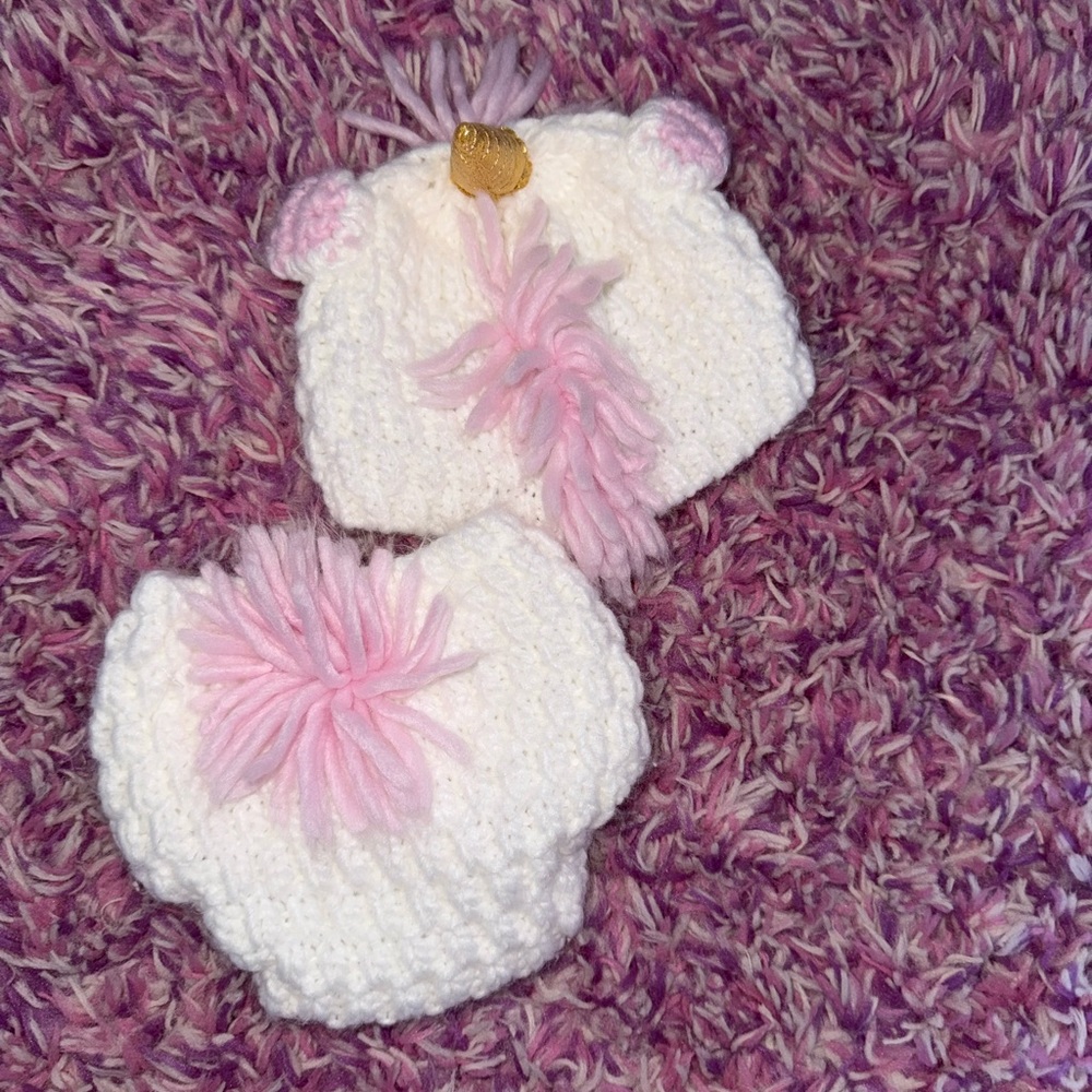 Crocheted newborn unicorn set